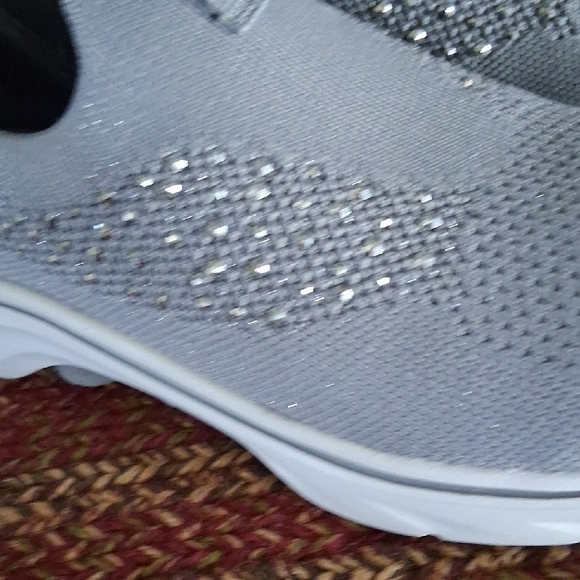 Skechers Light Gray Knit Slip-Ons - Picture 4 of 12